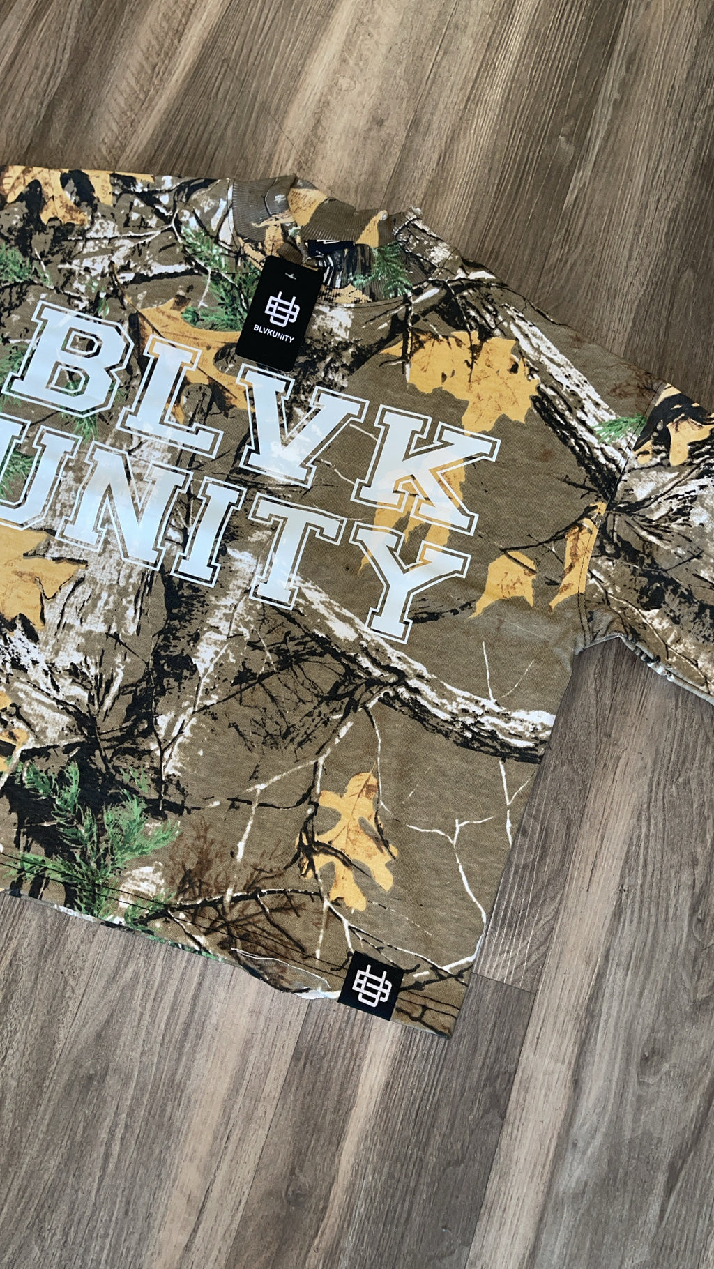 BlvkUnity Camo 'Mirror Statement Tee"